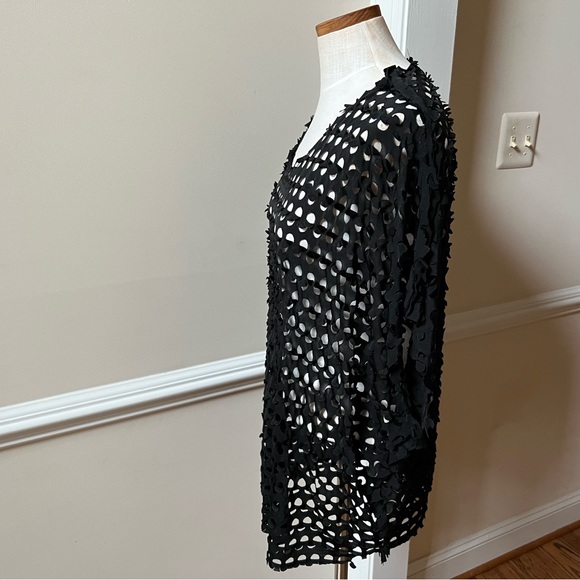 Black Women's Peekaboo Tunic Top - Picture 3 of 8